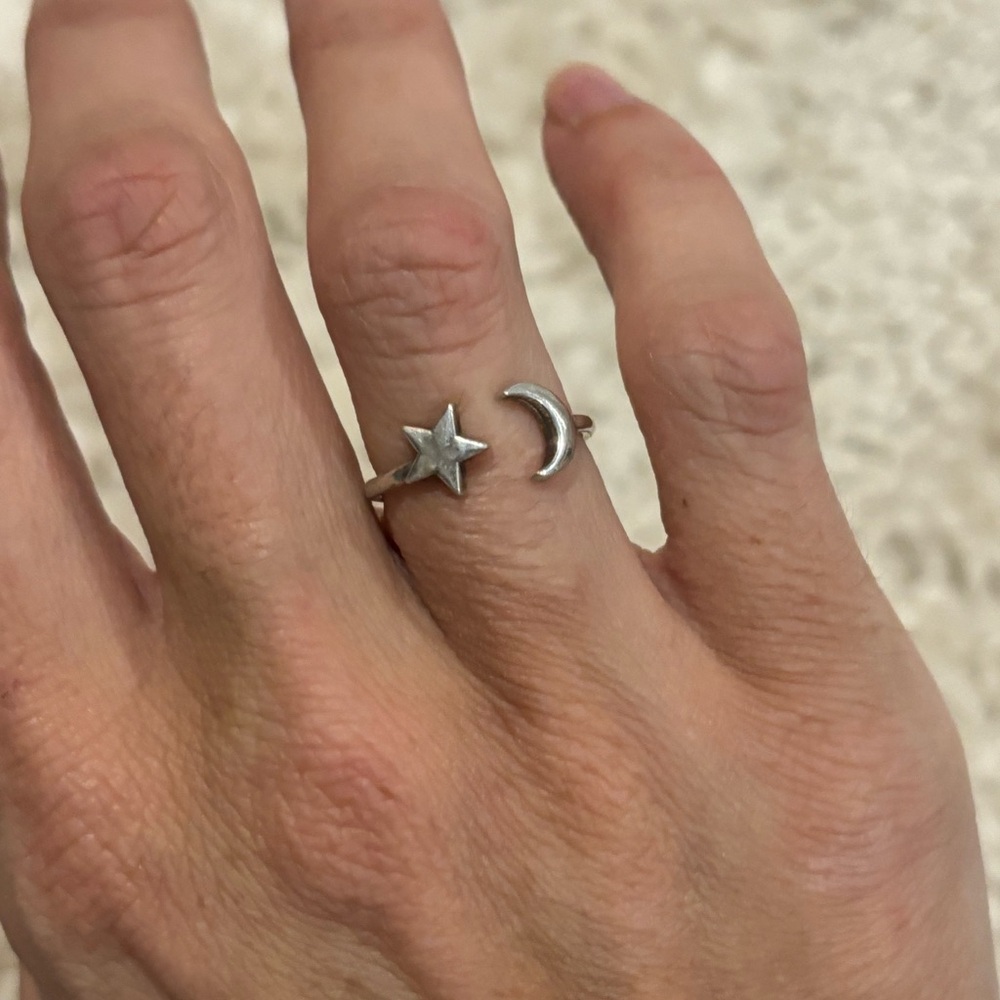 Sterling Silver Rings - Picture 6 of 7